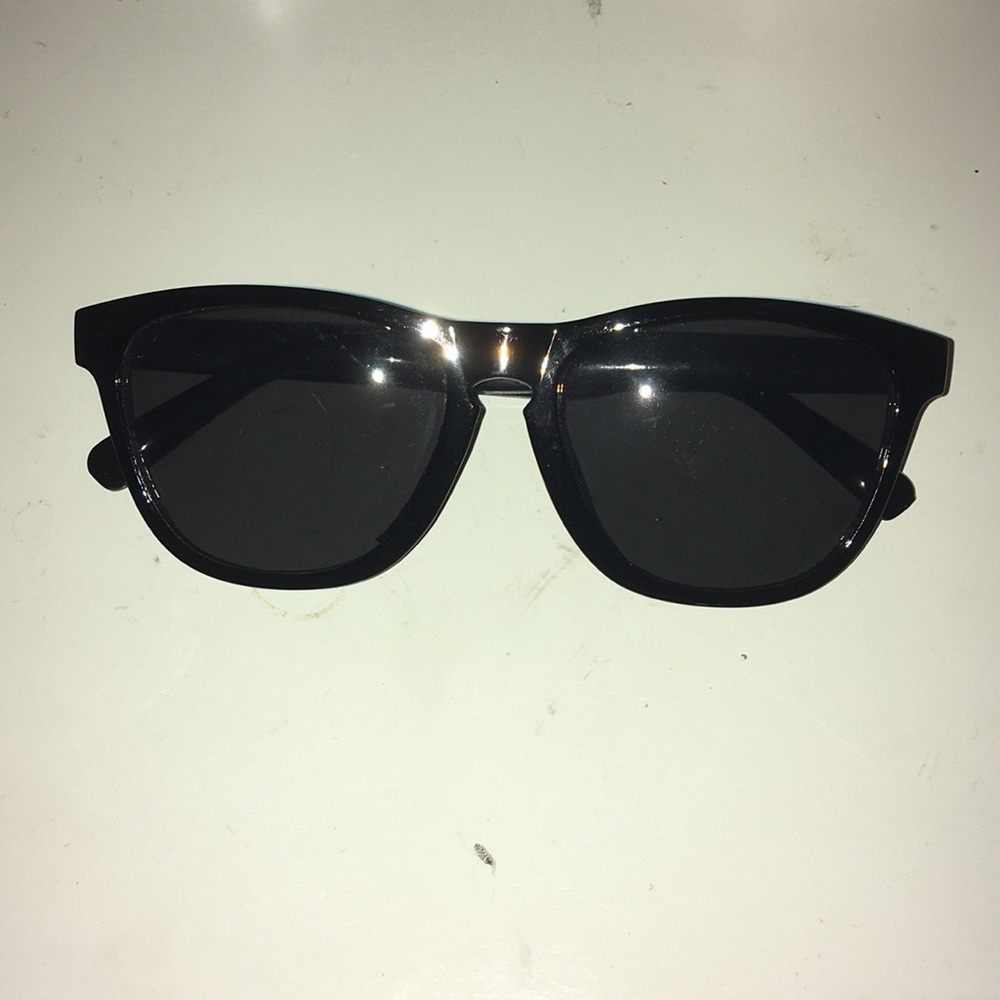 Black sunglasses